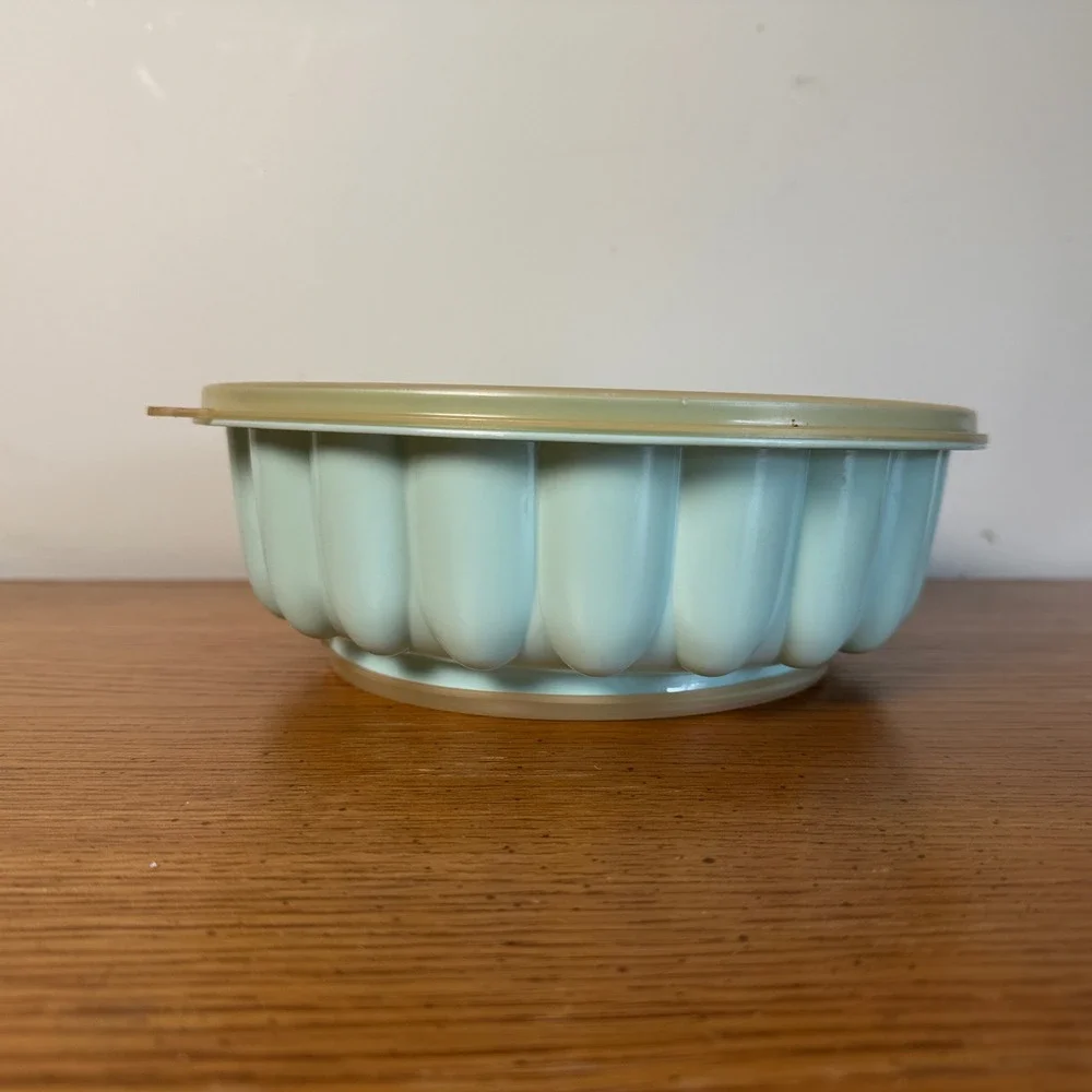 Vintage Tupperware Jel-Ring‎ Jello Mold 621 Mint Green 3 Piece Set Made in USA